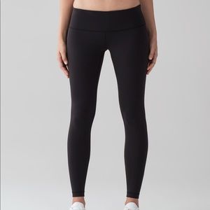 Lululemon sz 8 wunder under low rise